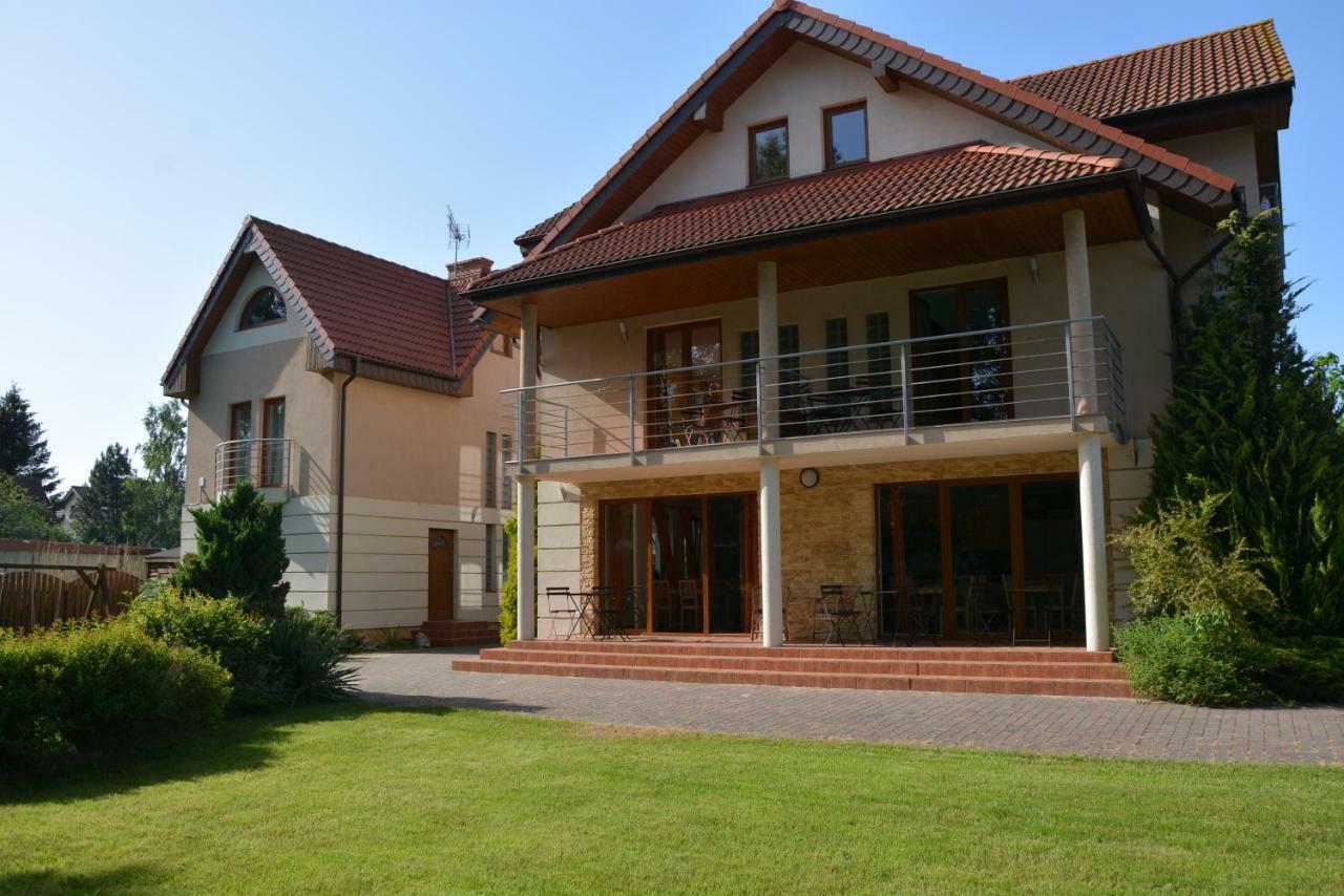 Willa Mare Dębki Buitenkant foto